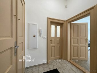 Pronájem bytu s garáží a zahradou, 2+kk, 69 m2 na adrese Lit - 6