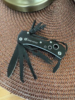 Nože nářadí Victorinox multitool leatherman - 6