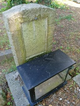 Přenechám hrobové místo - 6