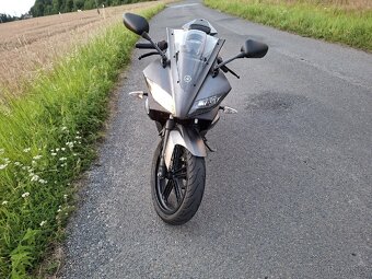 Yamaha yzf-r125 2013 - 6