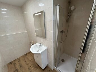 Pronájem bytu 3+1 65 m² Úpice, Pod Skalkou - 6