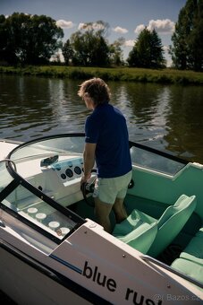 motorový člun Aquaviva Nouvo 6 osob, 4,2L V6 OMC - 6