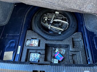 Octavia 1, modrá metalíza,1.6 55kw, 159 000km - 6