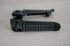 Stupačky Yamaha YZF-R1, YZF-R6 - 6