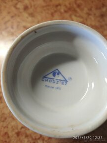 Různé sklenicky, hrnecky - 6