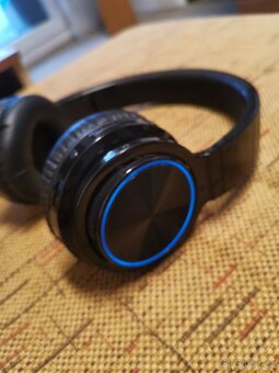 Bluetooth sluchátka s mikrofonem - 6