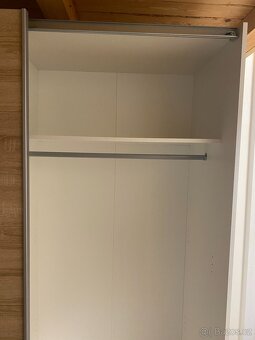 šatní skříň - 6