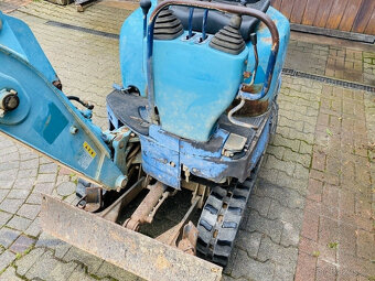 Minibagr Kubota U-10 - 6