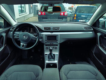 Vůz na náhradní díly VW Passat B7 kombi 2015 CFFB NFU LC8Y - 6