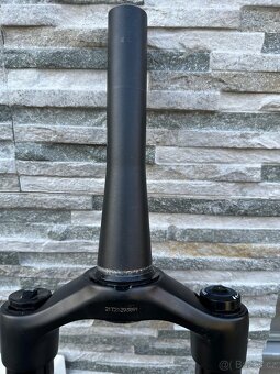 RockShox vidlica 35 Gold RL E-MTB Crow29 - 6