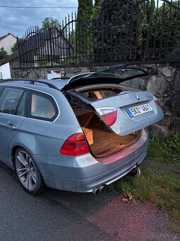 BMW e91 325i 160kw - 6