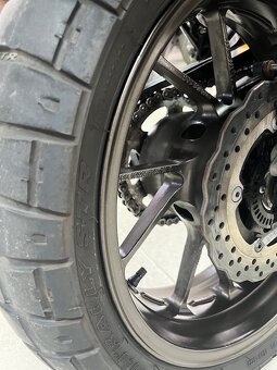 YAMAHA XSR 700 - 6