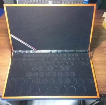 Predám kazetu na mince ČSR 1921 - 1938 obežné a pamätné stri - 6