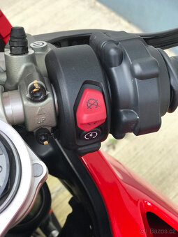 Ducati Panigale V4, 9.064 km - 6