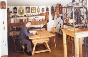 Lihýřové vahadlové historicke hodiny pendlovky Swiss made - 6