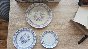 JÍDELNÍ SADA S DEKOREM CIBULÁK - 6