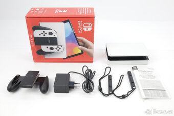 Nintendo Switch (OLED model) + 1x hra - 6
