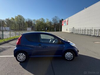 PEUGEOT 107 VAN 1,0i 50kW - 1. maj- 52000km - 2 místa - 6