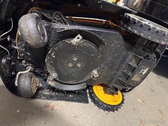 Robotická sekačka Riwall RRM 1000 - 6