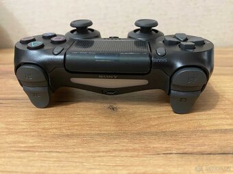 Ovladače PS4 - 6