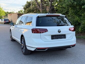 VW Passat Variant Elegance 2.0 TDI DSG ODPOČET - 6