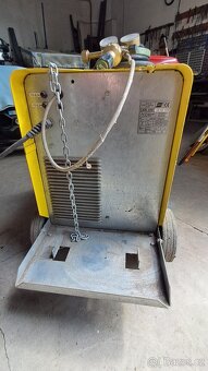 Svářečka, švédský výrobce, ESAB AB LKB 220 - 6