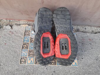 Cyklistické boty Adidas Five Ten. - 6