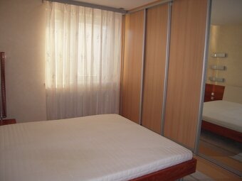 Pronájem zrekonstruovaného bytu 3+kk s balkonem Zlín Obeciny - 6