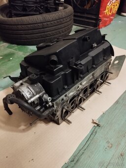 prodam hlavu motoru BMM 103 kw 8v - 6