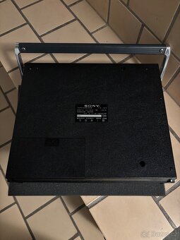 SONY. Kazetový magnetofon - 6