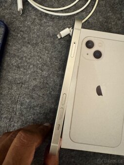 iPhone 13 128 GB, bílý, ve stavu A+ - 6