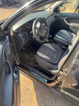 Ford Focus 1.6i 74kw 2004 - 6