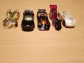 Autíčka hotwheels - 6