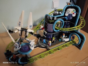 Lego city robot world - 6