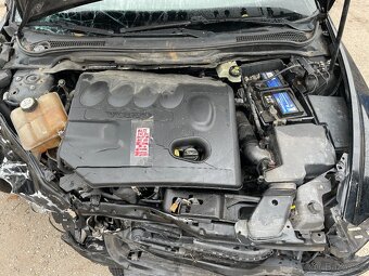 Volvo V50 2010 , 2.0 TDI 100kw - 6
