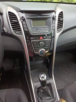 Hyundai i30 kombi, 1.6, 88Kw, benzin, 2014 - 6