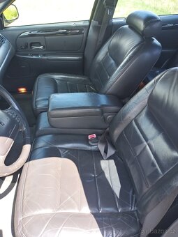 Lincoln TownCar SignatureSeries 4,6i V8 161kW - 6