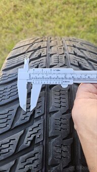 Zimní kola Nokian 235/60/R18 - 6