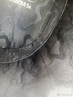 klobouk po pradědovi a obrazy - 6