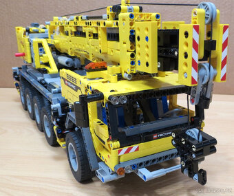 LEGO 42009 Mobilní jeřáb MK II - 6