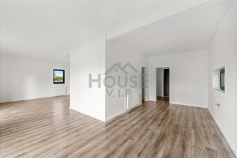 Prodej rodinného domu 136 m², Tuchoměřice, ev.č. 01104 - 6