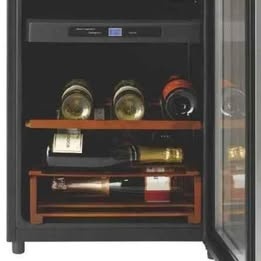 Vinotéka Hoover, 70 lahví - 6