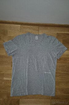 Trička kus 25,- - 6