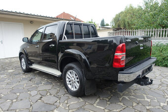 Toyota Hilux DC 3.0 I D-4D pick up A/T, 126kW, 4d. - 6