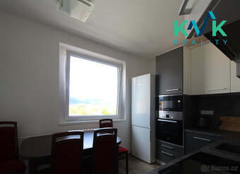Byt v dispozici 4+1(+lodžie) o výměře 93 m², Ostrov - 6