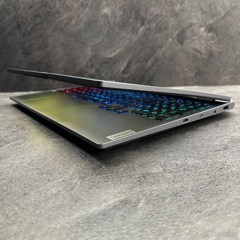 Lenovo LOQ (16GB | i5 | RTX 4060 8GB | 2,5K | 1TB) + Záruka - 6