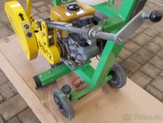 Řezačka spár / řezač asfaltu DISTAR RS 12 s motorem Subaru - 6