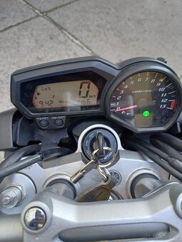 Yamaha fz1n 2009 - 6