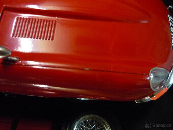 Jaguar E Type Cabriolet červený Bburago 1/18 - 6
