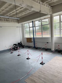 Pronájem garážového stání pro motocykly v centru Přerova - 6